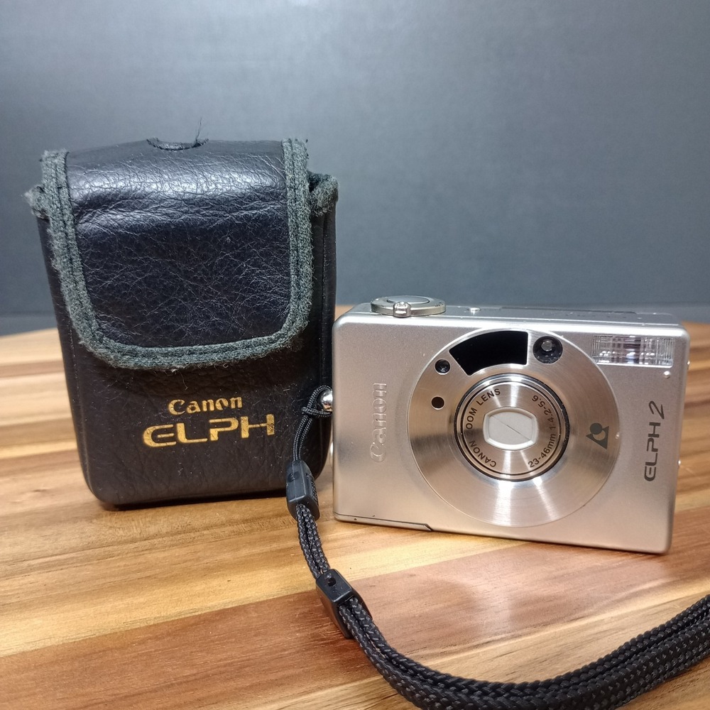 Canon Elph 2 Digital Camera Point and Shoot Silver Japan 23-46mm Zoom Tested